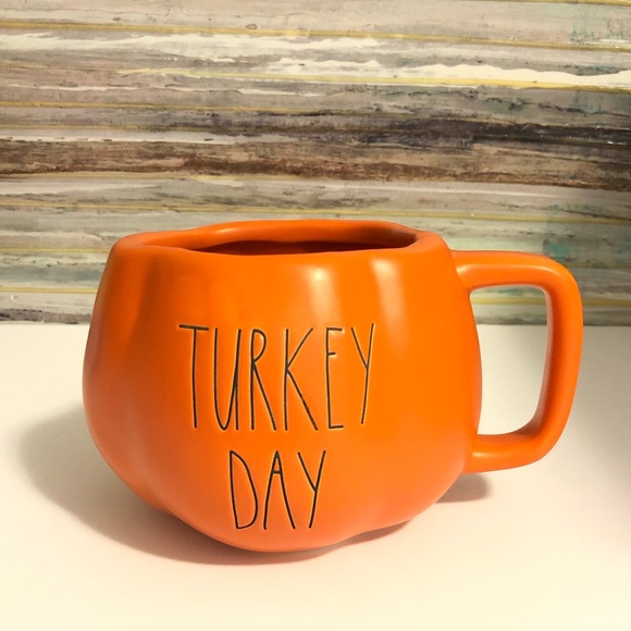 Rae Dunn Mug - Picture 2 of 6